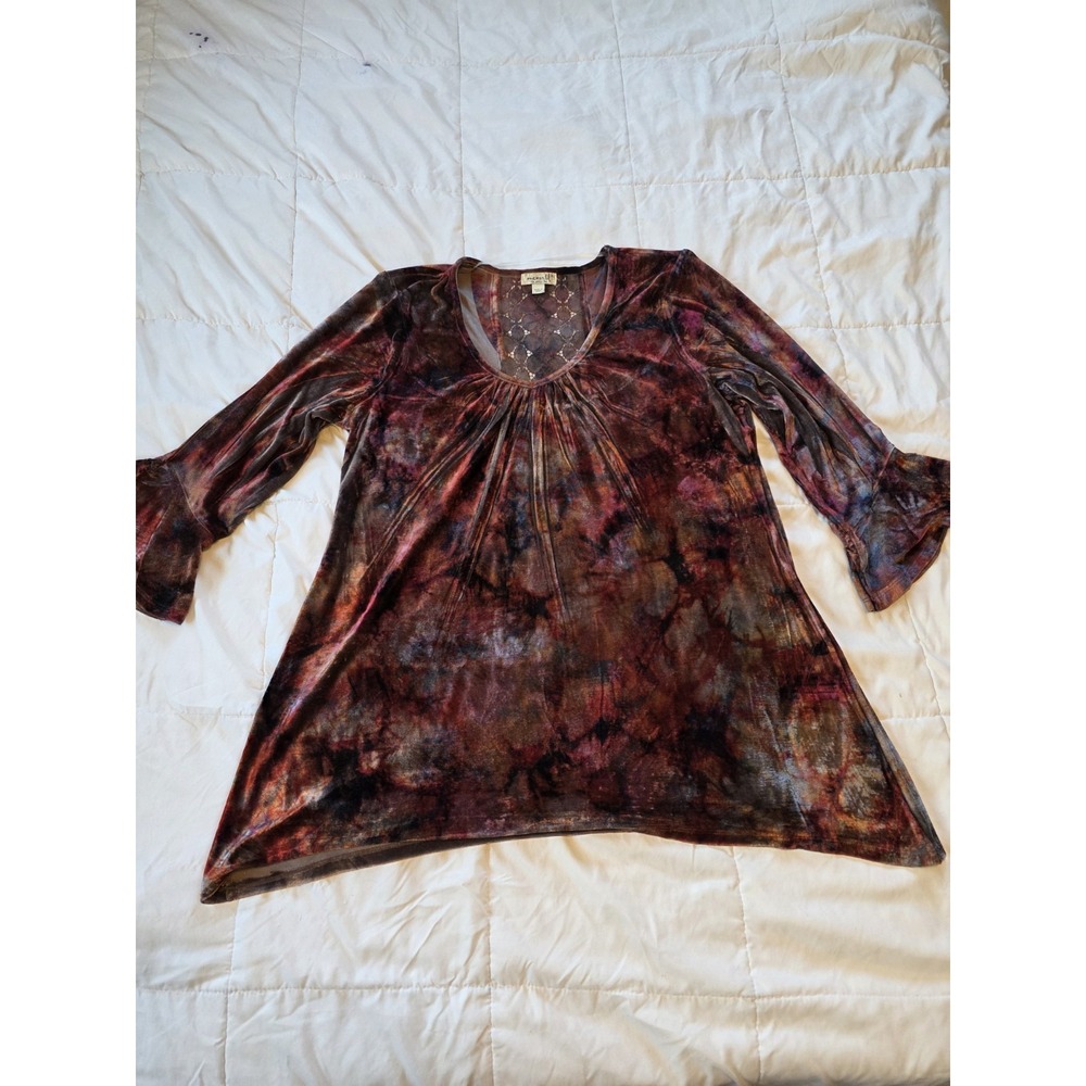 One World Live and Let Live Women's T-Shirt 1X Blouse 3/4 Sleeve, Tie Dye